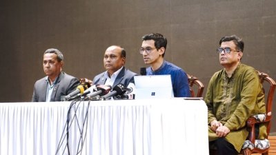 রাজধানীর ফরেন সার্ভিস একাডেমিতে প্রেস ব্রিফিং
