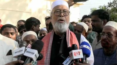 কৃষক শ্রমিক জনতা লীগের সভাপতি বঙ্গবীর কাদের সিদ্দিকী।