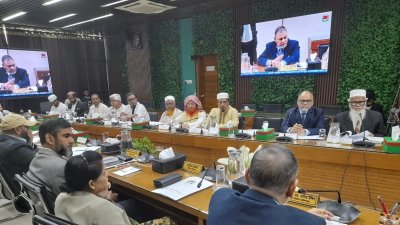 রাজনৈতিক দলগুলোর সঙ্গে নির্বাচন কমিশনের সংলাপ
