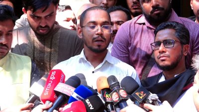 বক্তব্য দিচ্ছেন জাতীয় নাগরিক পার্টির (এনসিপি) জ্যেষ্ঠ যুগ্ম মুখ্য সমন্বয়ক আবদুল হান্নান মাসউদ