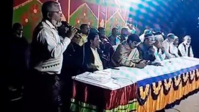 সোমবার সন্ধ্যায় সদ‌রের হ‌লোখানা ইউ‌নিয়‌নে নির্বাচ‌নি প্রচারণা সভায় বক্তব্য দেন প্রধান শিক্ষক আব্দুল গফুর