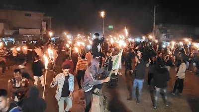 সোহরাব উদ্দিনের সমর্থকদের মশাল মিছিল