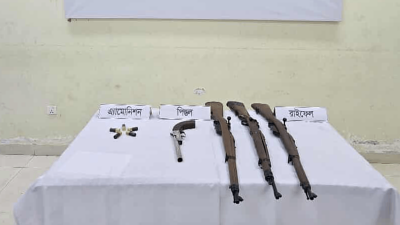 উদ্ধার হওয়া অস্ত্র-গোলাবারুদ