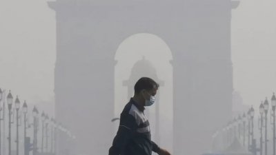 মুম্বাইয়ে বায়ুদূষণ ‘বিপজ্জনক’ সীমায়, কঠোর বিধিনিষেধ জারি