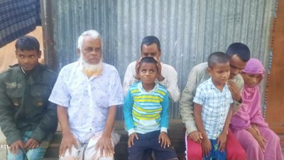 দৃষ্টিপ্রতিবন্ধী হেলাল মিয়ার পরিবার