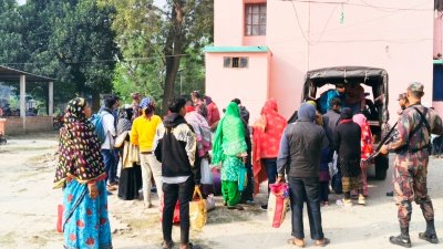বাংলাদেশে ঠেলে পাঠানো ৩০ জন