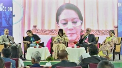 ব্র্যাক সিডিএম-এ অনুষ্ঠিত ইন্টারন্যাশনাল কনফারেন্স অন এনভায়রনমেন্টাল জাস্টিস-এ বক্তব্য দেন উপদেষ্টা রিজওয়ানা হাসান