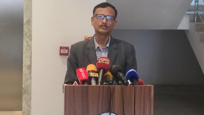 রংপুর সার্কিট হাউজে সাংবাদিকদের সঙ্গে মতবিনিময় করেন পররাষ্ট্র উপদেষ্টা তৌহিদ হোসেন