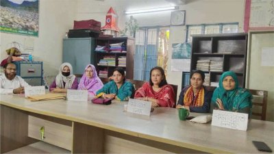তবে কর্মবিরতি স্থগিত করেননি শিক্ষরা