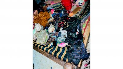 বিস্ফোরণের পর আগুনে ক্ষতিগ্রস্ত কক্ষ