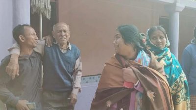 নিহত দম্পতির স্বজনদের আহাজারি