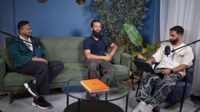 ‘বিয়ার্ড বিফোর উইকেট’ পডকাস্টে সাকিব।