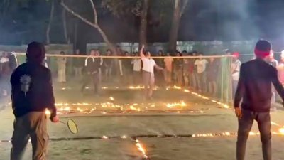 ব্যাডমিন্টন খেলার মাঠে পেট্রোল ঢেলে আগুন