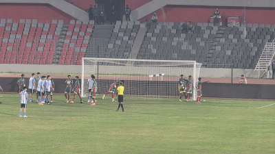 আগামী ১১ ডিসেম্বর টুর্নামেন্টের শেষ ম্যাচে জাতীয় স্টেডিয়ামে মুখোমুখি হওয়ার কথা আর্জেন্টিনা ও ব্রাজিলের