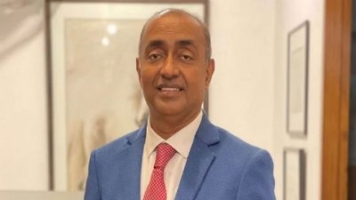 অ্যাটর্নি জেনারেল মো. আসাদুজ্জামান (ফাইল ফটো)