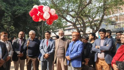 রাজশাহী বিশ্ববিদ্যালয়ে (রাবি) নিজস্ব উদ্যোগে আয়োজন করা হয়েছে বইমেলার