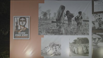 প্রদর্শনীতে মুক্তিযুদ্ধের ইতিহাস ও গণহত্যার প্রামাণ্য দলিল তুলে ধরা হচ্ছে/ বাংলা ট্রিবিউন