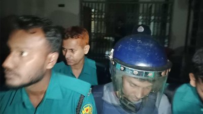 পুলিশের হেফাজতে আব্দুল হান্নান
