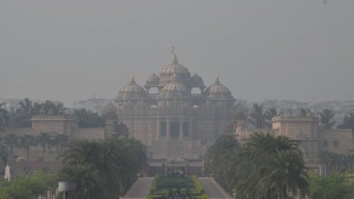 দিল্লিতে ভয়াবহ বায়ুদূষণ। ছবি: দ্য হিন্দু।