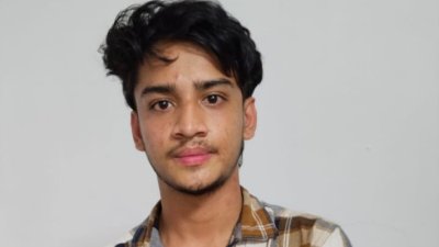 আটক ছাত্রলীগ কর্মী