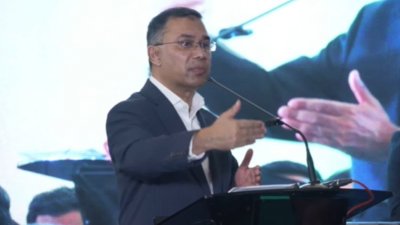 বক্তব্য রাখছেন তারেক রহমান