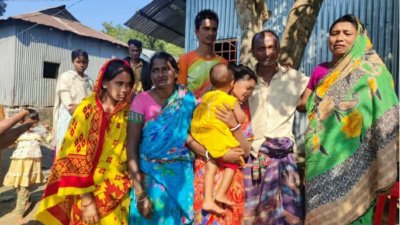 দীপুর পরিবারের আহাজারি।
