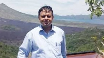 গ্রেফতার বাংলাদেশি সাবেক কূটনীতিক ফয়সাল আহমেদ।