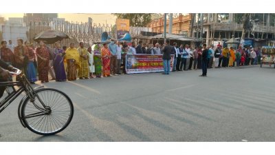 দীপু দাসকে হত্যার প্রতিবাদে জামালপুরে মানববন্ধন ও বিক্ষোভ সমাবেশ