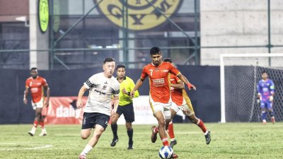 ম্যাচের একটি দৃশ্য।