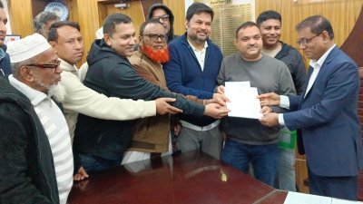 খালেদা জিয়ার পক্ষে মনোনয়নপত্র সংগ্রহ
