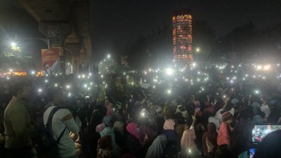 শাহবাগে ইনকিলাব মঞ্চের অবরোধ কর্মসূচি