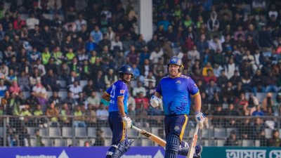 সহজ জয়ে মাঠ ছেড়েছে চট্টগ্রাম।