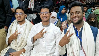 শীর্ষ পদে জয়ী তিন জন