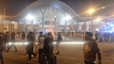 আন্তর্জাতিক বাণিজ্য মেলায় দর্শনার্থী ও ক্রেতাদের ভিড়