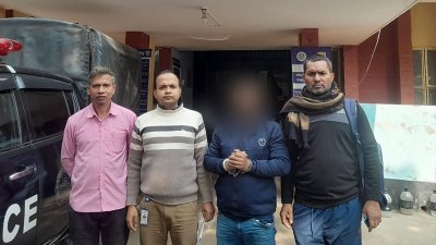অর্থ আত্মসাতের মামলায় গ্রেফতার হওয়া আক্তারুল। ছবি: বাংলা ট্রিবিউন