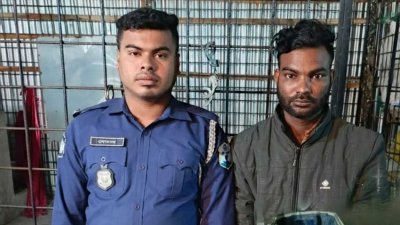 গ্রেফতার আব্দুল কাদের