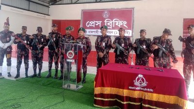 রাজশাহী সদর দফতরে বিজিবির প্রেস ব্রিফিং
