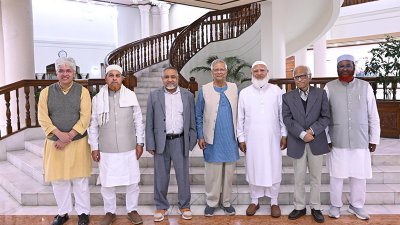 রাষ্ট্রীয় অতিথি ভবন যমুনায় বাংলাদেশ জামায়াতে ইসলামীর একটি প্রতিনিধিদলের সঙ্গে বৈঠক করেন প্রধান উপদেষ্টা অধ্যাপক মুহাম্মদ ইউনূস