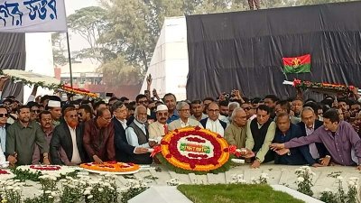 জিয়াউর রহমানের ৯০তম জন্মবার্ষিকী উপলক্ষে তার কবরে শ্রদ্ধা নিবেদন করে বিএনপি