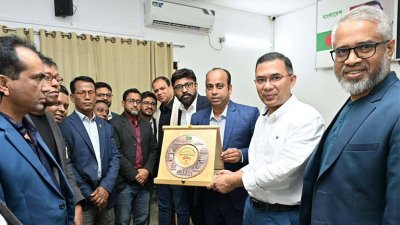তারেক রহমানের সঙ্গে সাক্ষাৎ করেছেন ডিআরইউ নেতারা