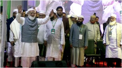 রংপুর পাবলিক লাইব্রেরি মাঠে জামায়াতের আমির ডা. শফিকুর রহমান। ছবি: বাংলা ট্রিবিউন