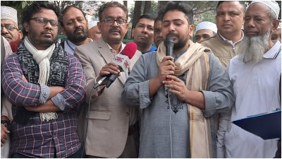 হাতিরঝিলে নির্বাচনি প্রচারণায় কথা বলছেন এনসিপির আহ্বায়ক নাহিদ ইসলাম। ছবি: বাংলা ট্রিবিউন