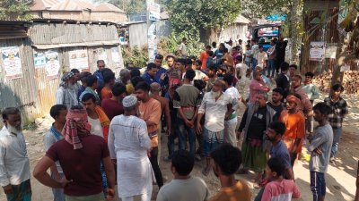 ফরিদপুরের ভাঙ্গায় আওয়ামী লীগ থেকে বিএনপিতে যোগদানের পরই বিএনপি প্রার্থীর নির্বাচনি সভায় দীর্ঘ বক্তব্য দেওয়াকে কেন্দ্র করে সংঘর্ষে জড়িয়েছে দুই পক্ষ
