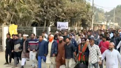 প্রতিবাদে বিক্ষোভ মিছিল ও সমাবেশ করেছেন জামায়াতের নেতাকর্মীরা