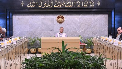 উপদেষ্টা পরিষদের বৈঠক