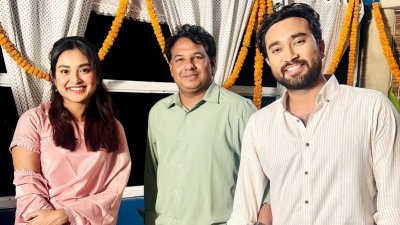তটিনী ও জোভানের মাঝে চিত্রনাট্যকার আহমেদ তাওকীর