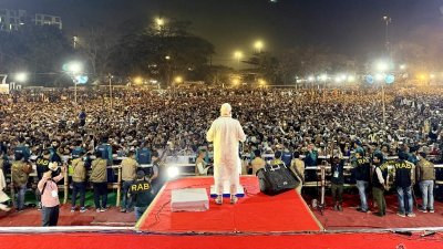 অতীতের কাসুন্দি টেনে জাতিকে আর বিভক্ত করতে দেওয়া হবে না : জামায়াত আমির