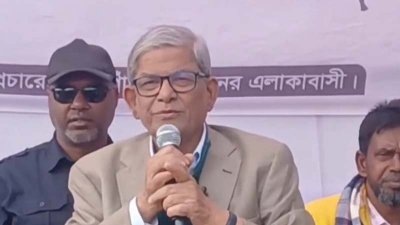 ঠাকুরগাঁও সদর উপজেলার জগন্নাথপুর ইউনিয়নে পথসভায় বক্তব্য দেন মির্জা ফখরুল