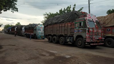 ভোমরা স্থলবন্দর