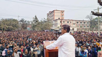 দেবীগঞ্জে নির্বাচনি জনসভায় বক্তব্য দেন পঞ্চগড়-২ আসনে বিএনপির প্রার্থী দলের পল্লী উন্নয়ন বিষয়ক সম্পাদক ও জেলা বিএনপির সদস্যসচিব ফরহাদ হোসেন আজাদ